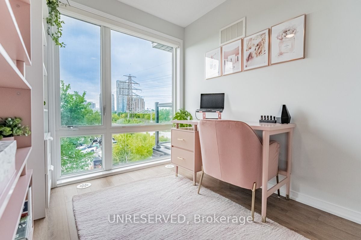 34 Fieldway Rd, #148
