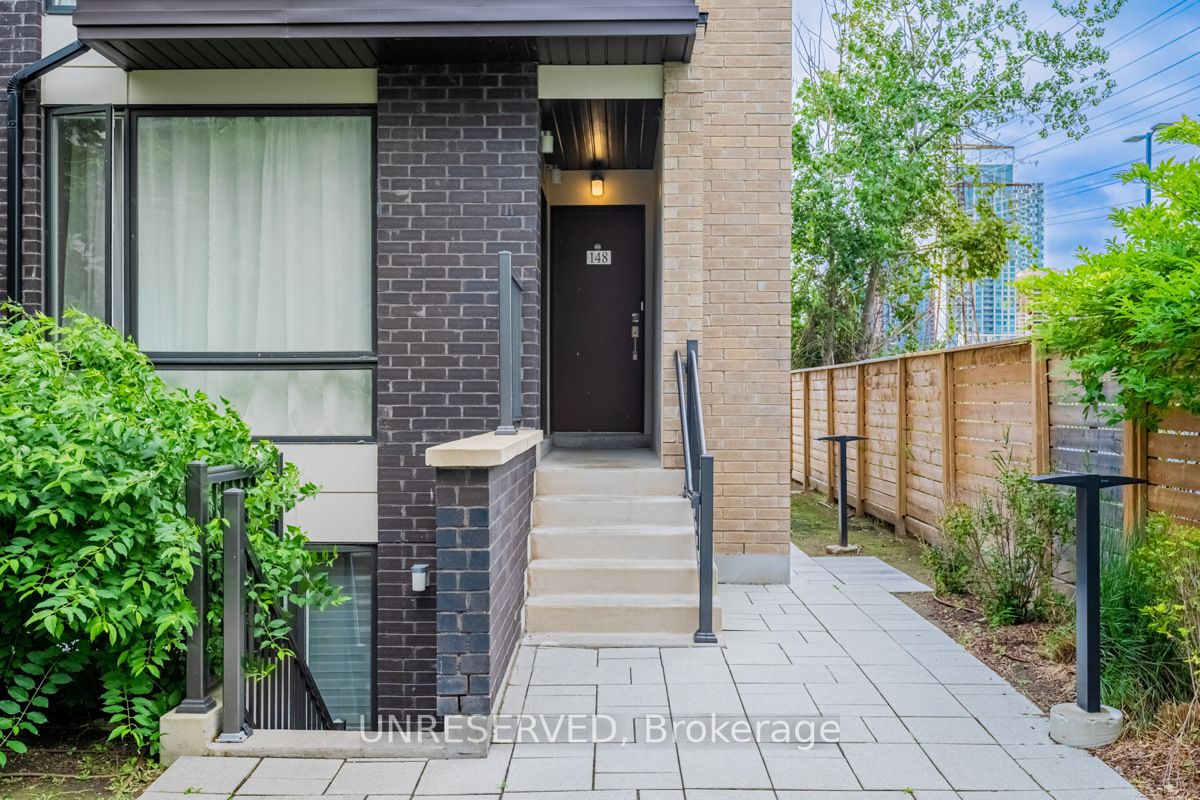 34 Fieldway Rd, #148