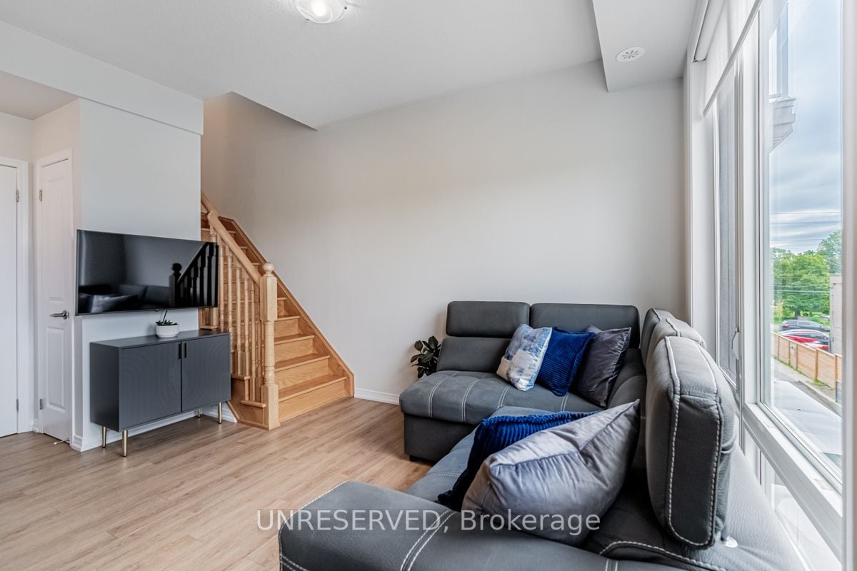 34 Fieldway Rd, #148
