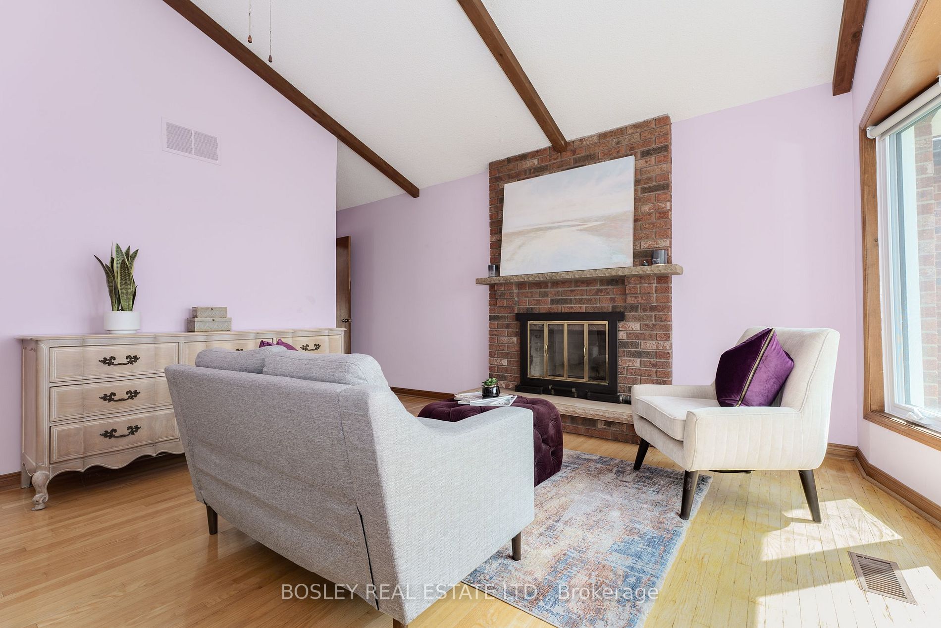 129 Lake Shore Dr