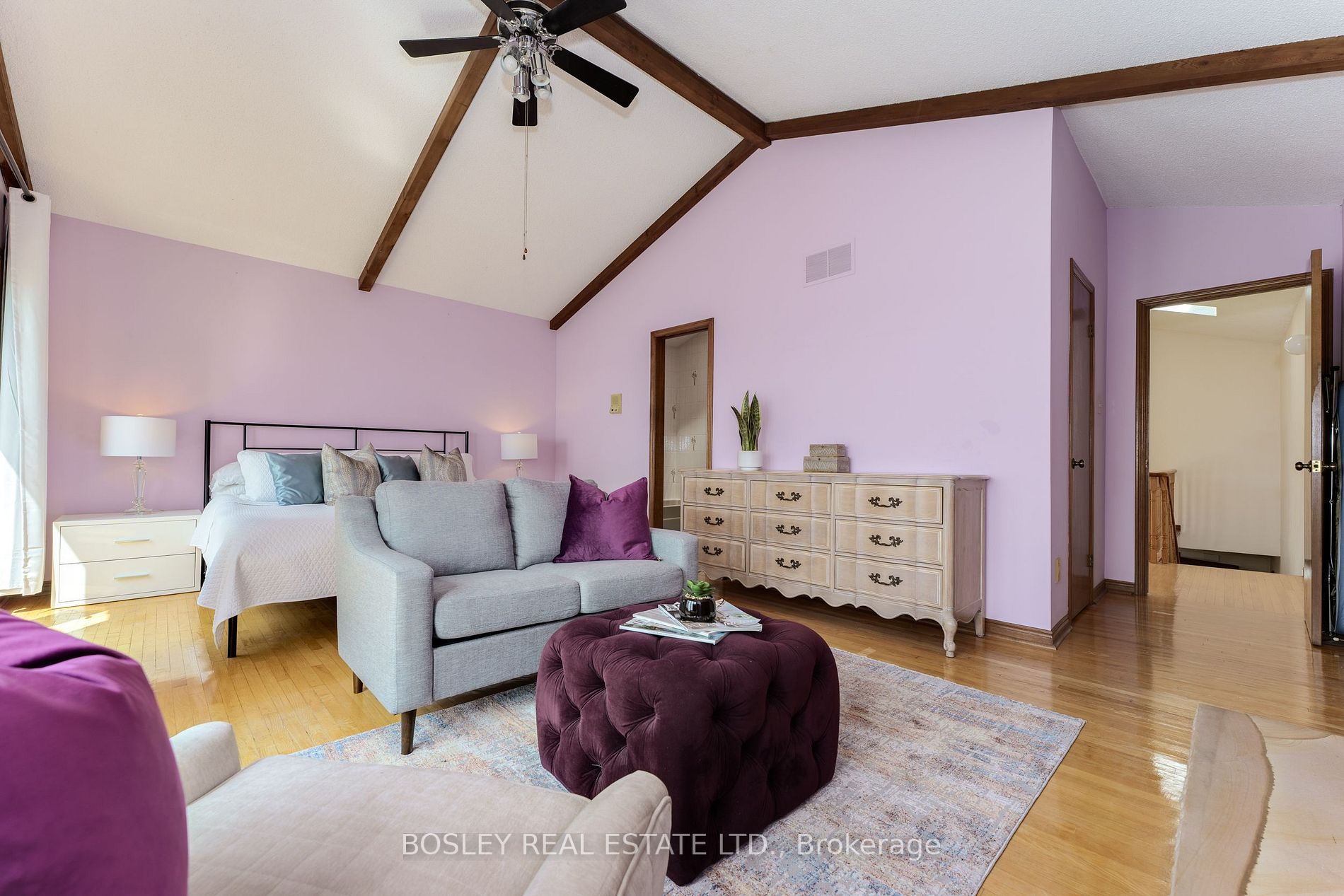 129 Lake Shore Dr