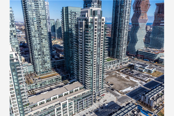 4055 Parkside Village Dr, Mississauga