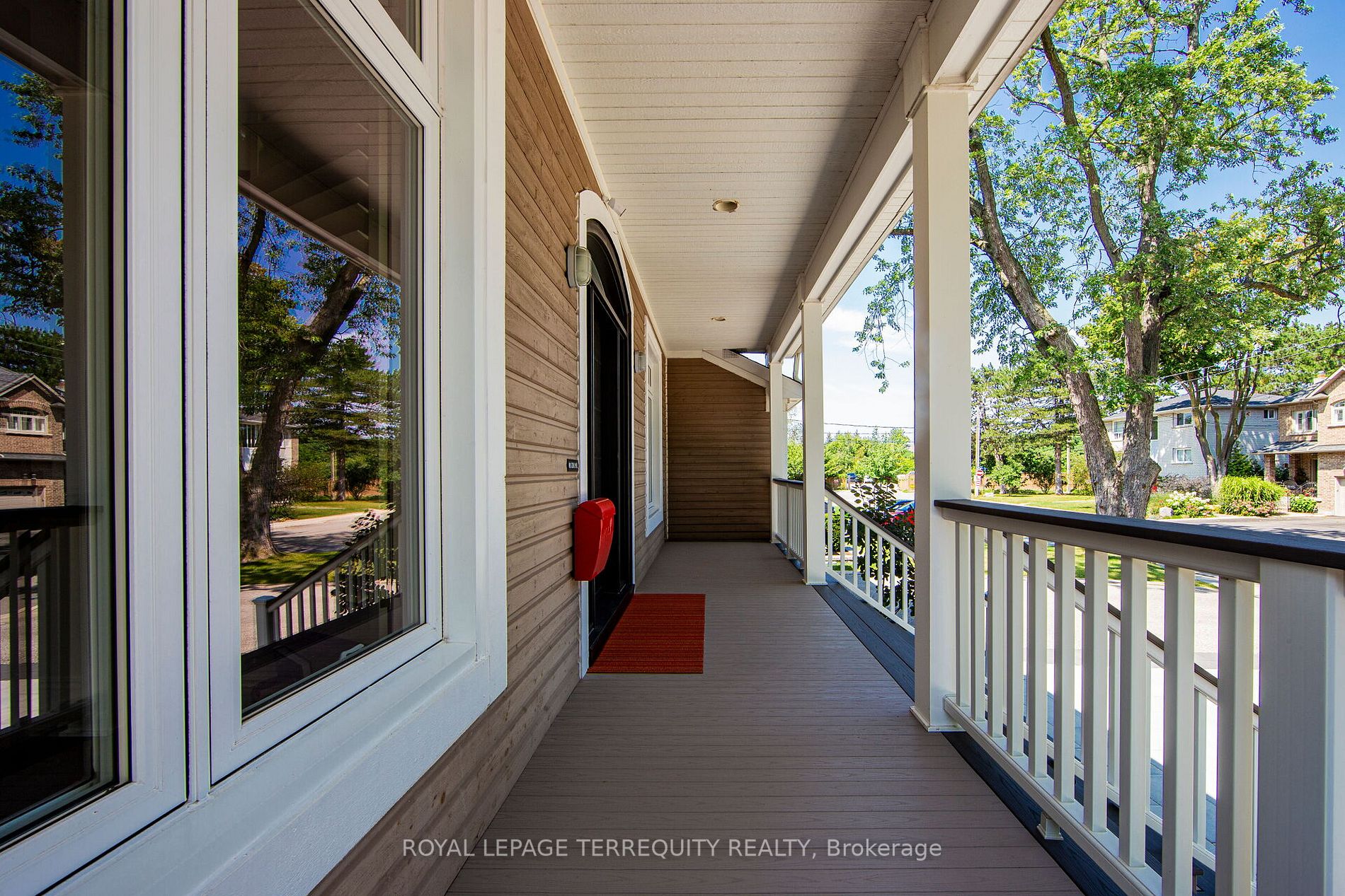 44 Benson Ave