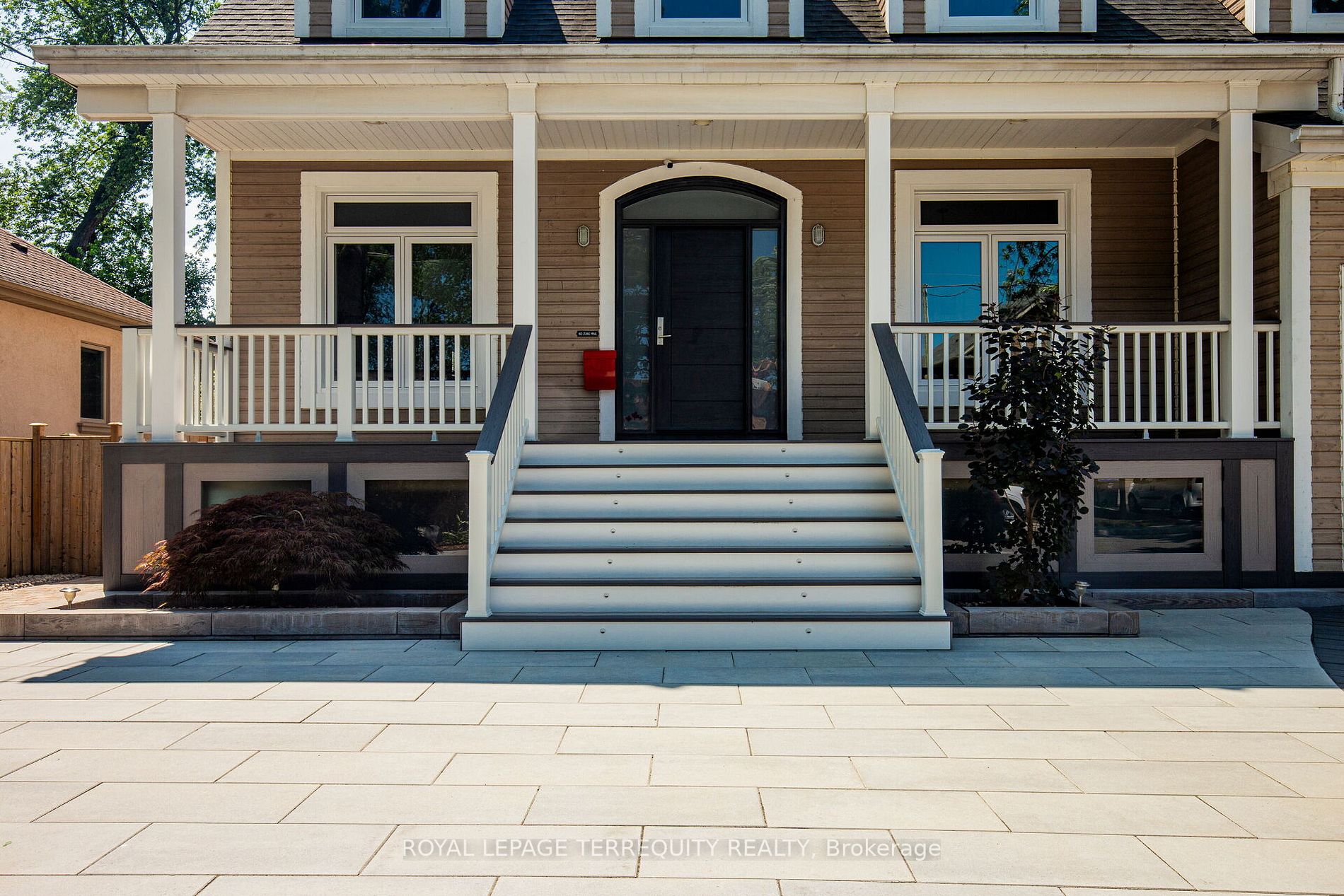 44 Benson Ave