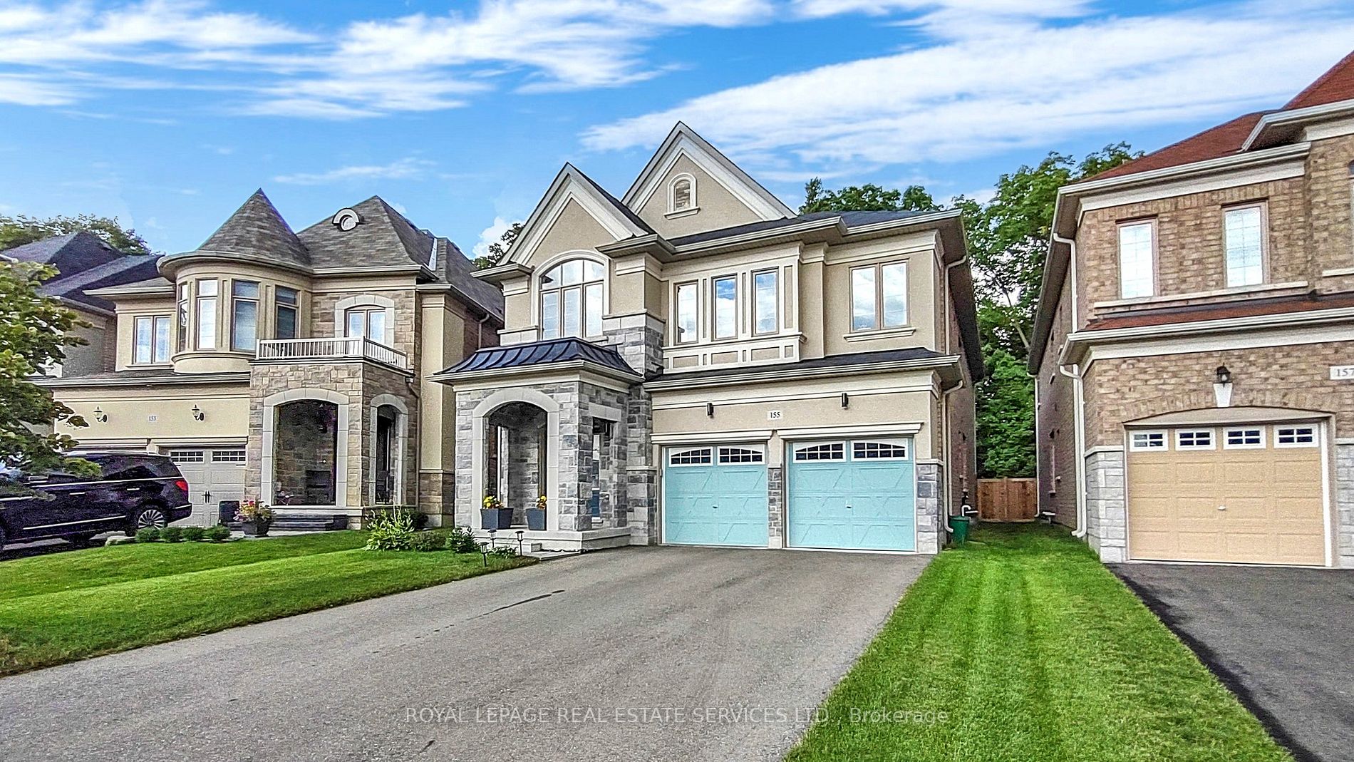 155 Upper Canada Crt