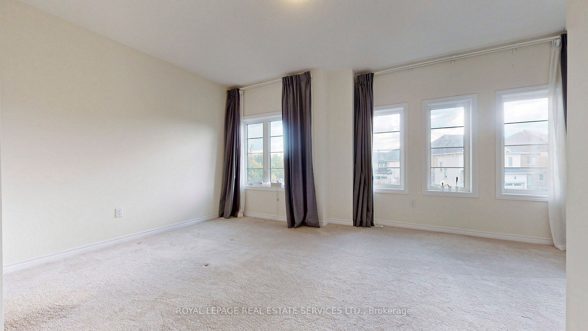 155 Upper Canada Crt
