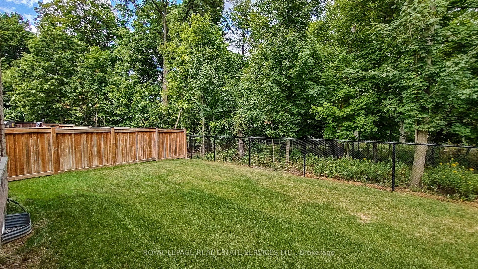 155 Upper Canada Crt