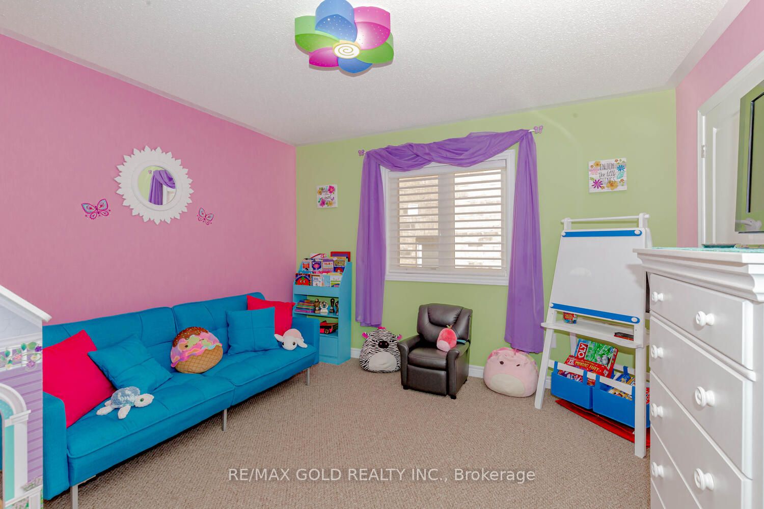 253 Bonnieglen Farm Boulevard