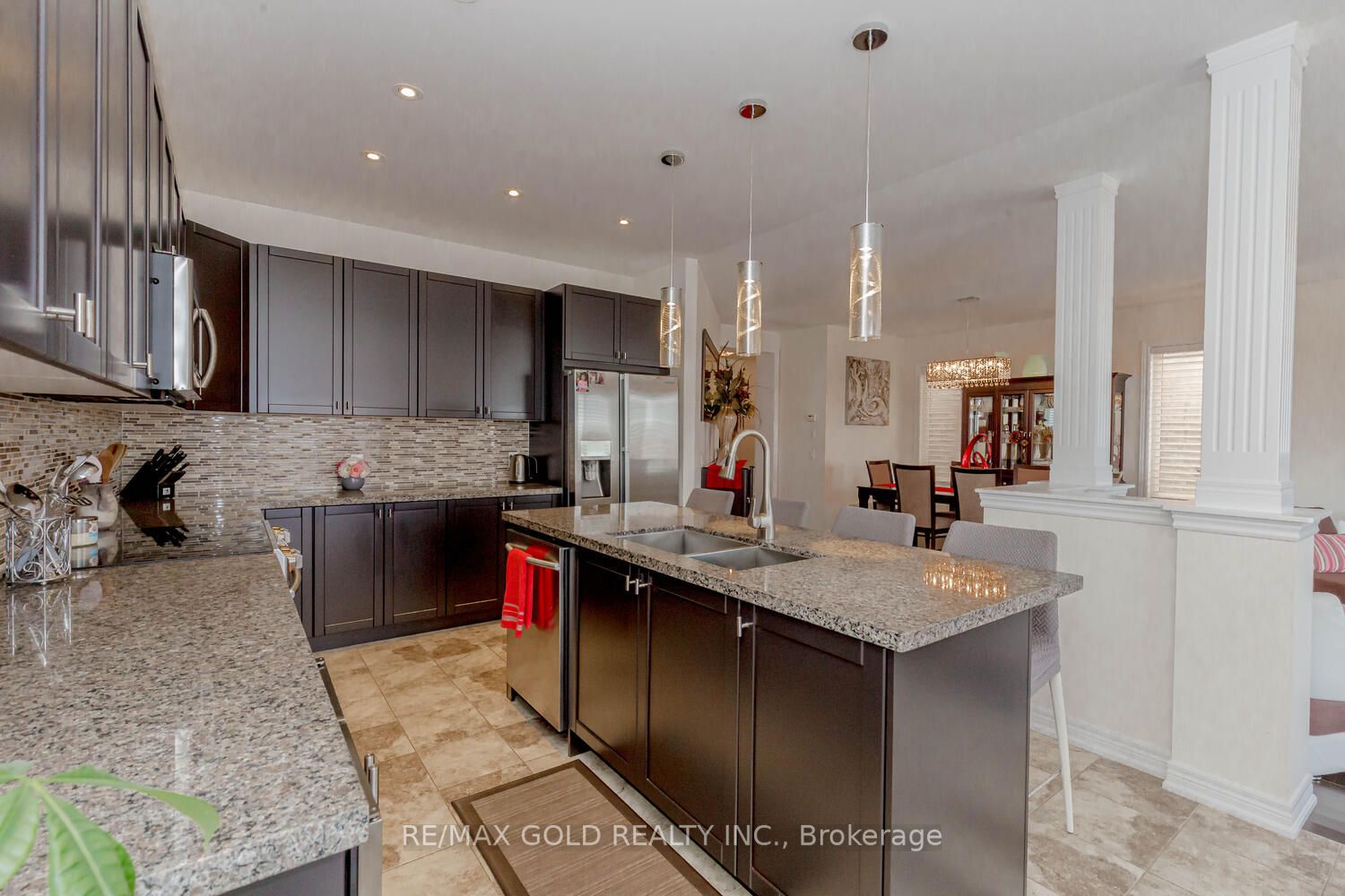 253 Bonnieglen Farm Boulevard