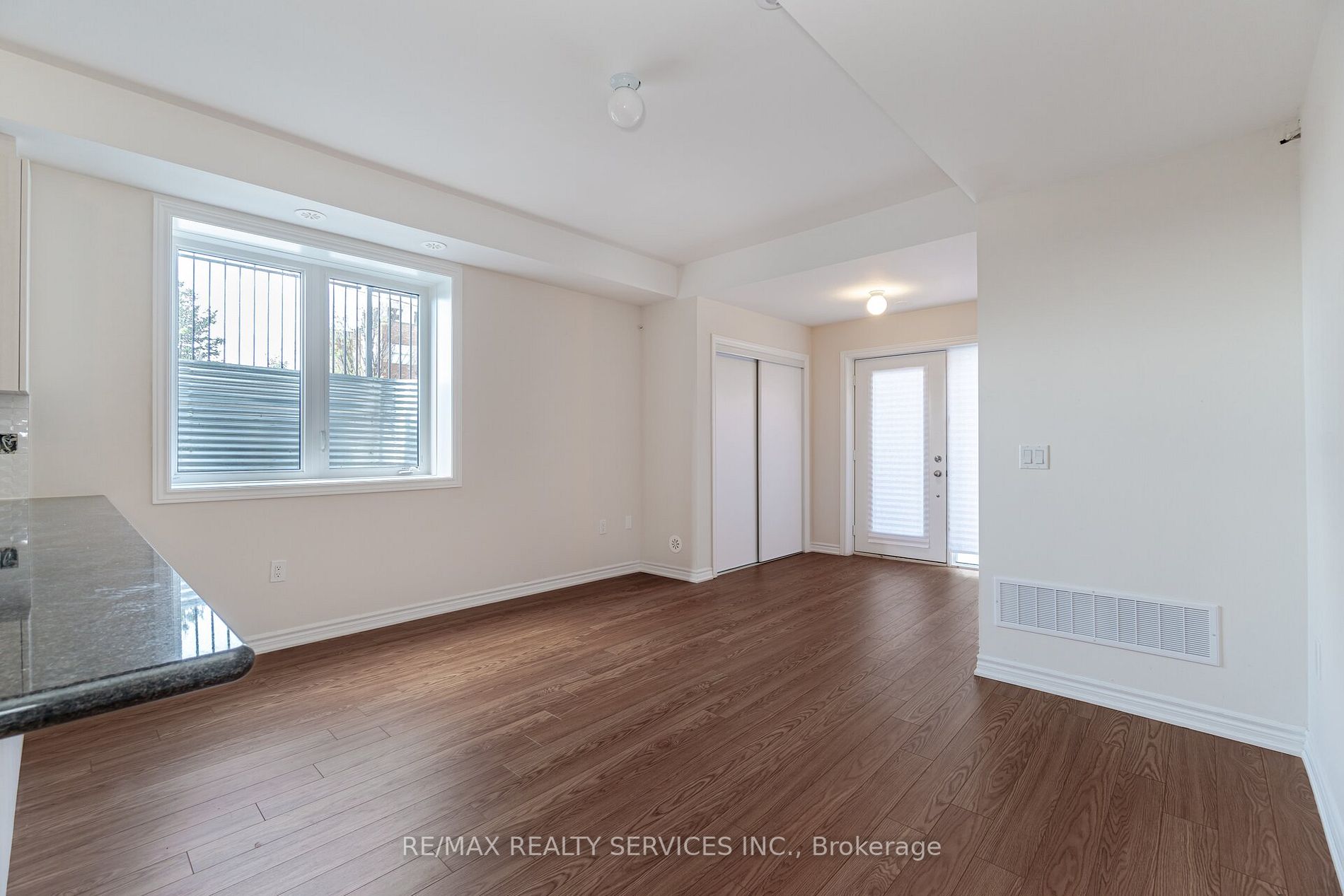 20 Halliford Place E, #101