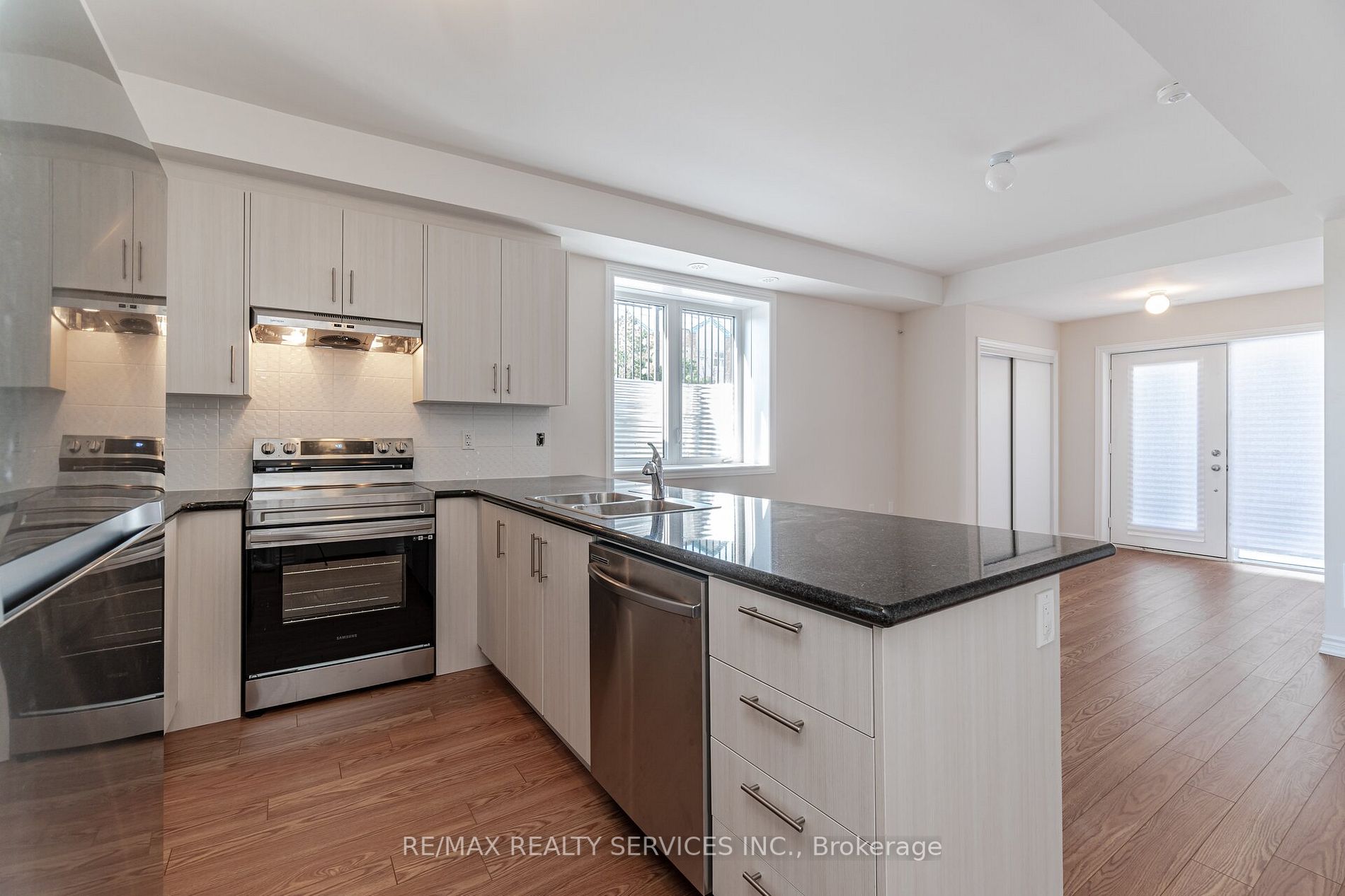 20 Halliford Place E, #101