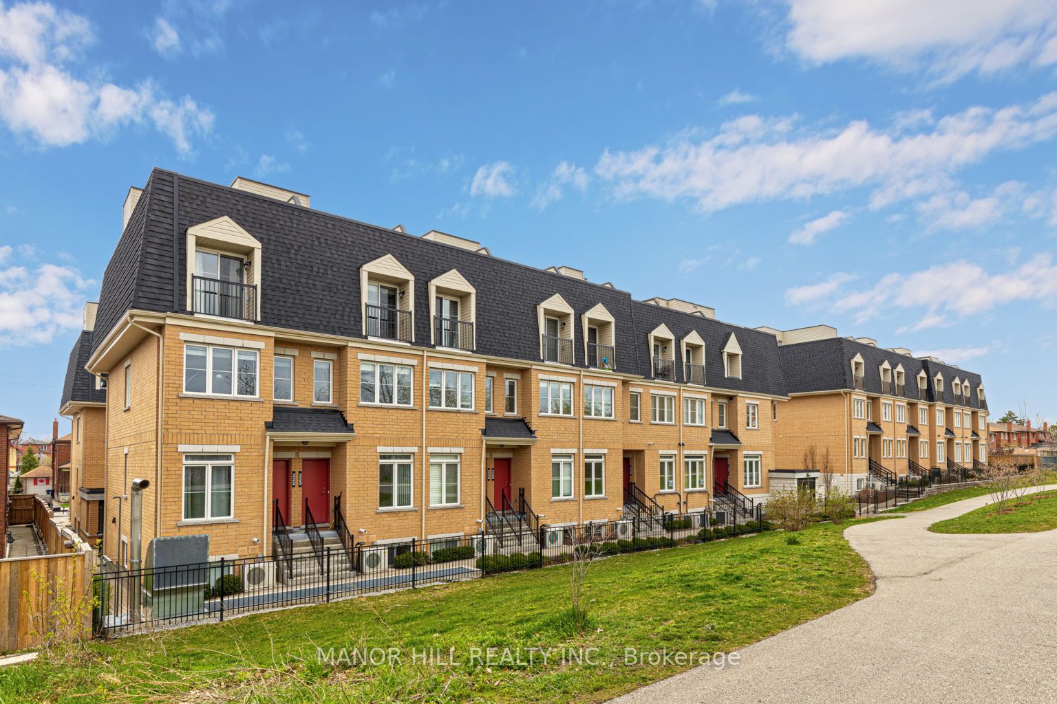 380 Hopewell Ave, #222