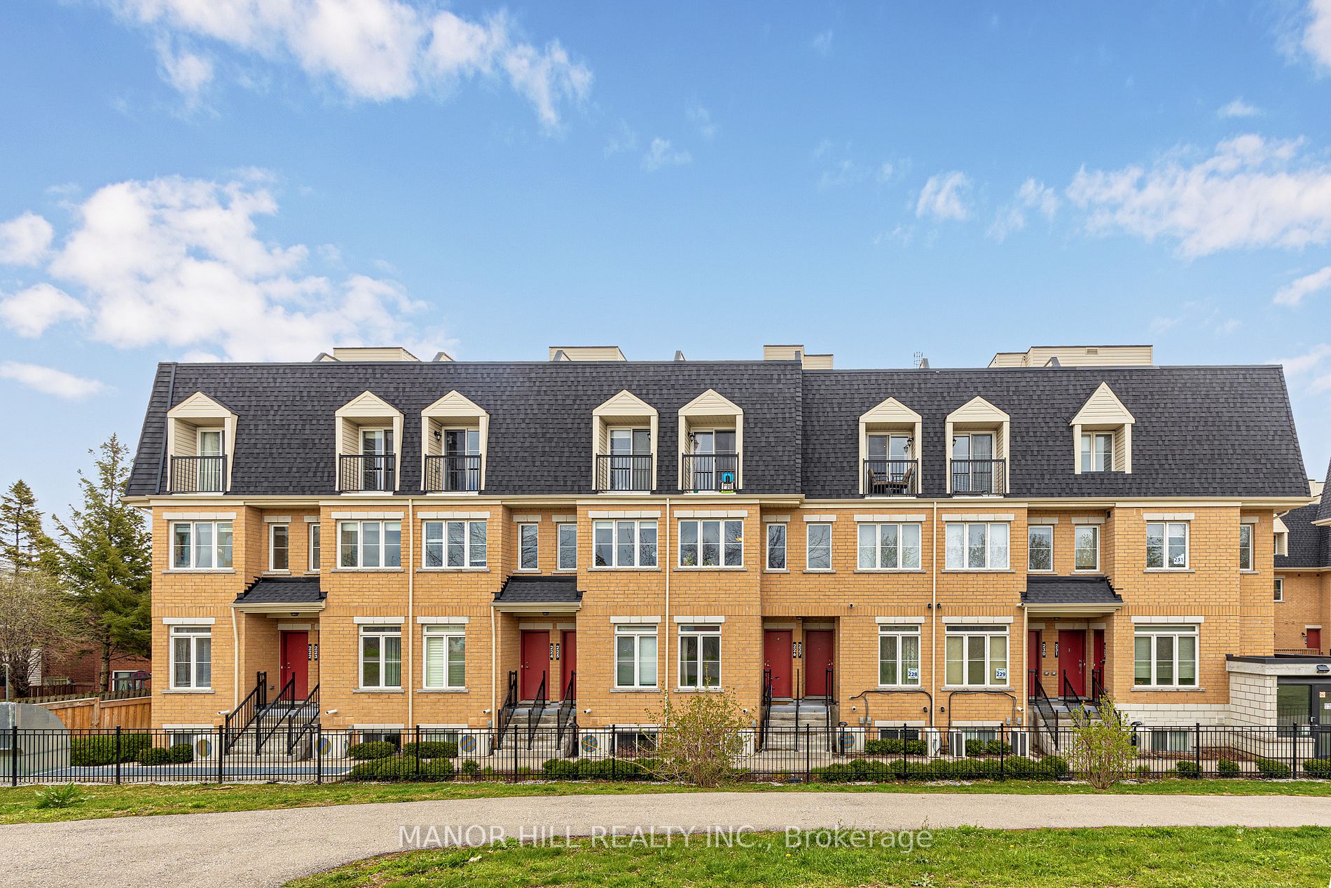 380 Hopewell Ave, #222