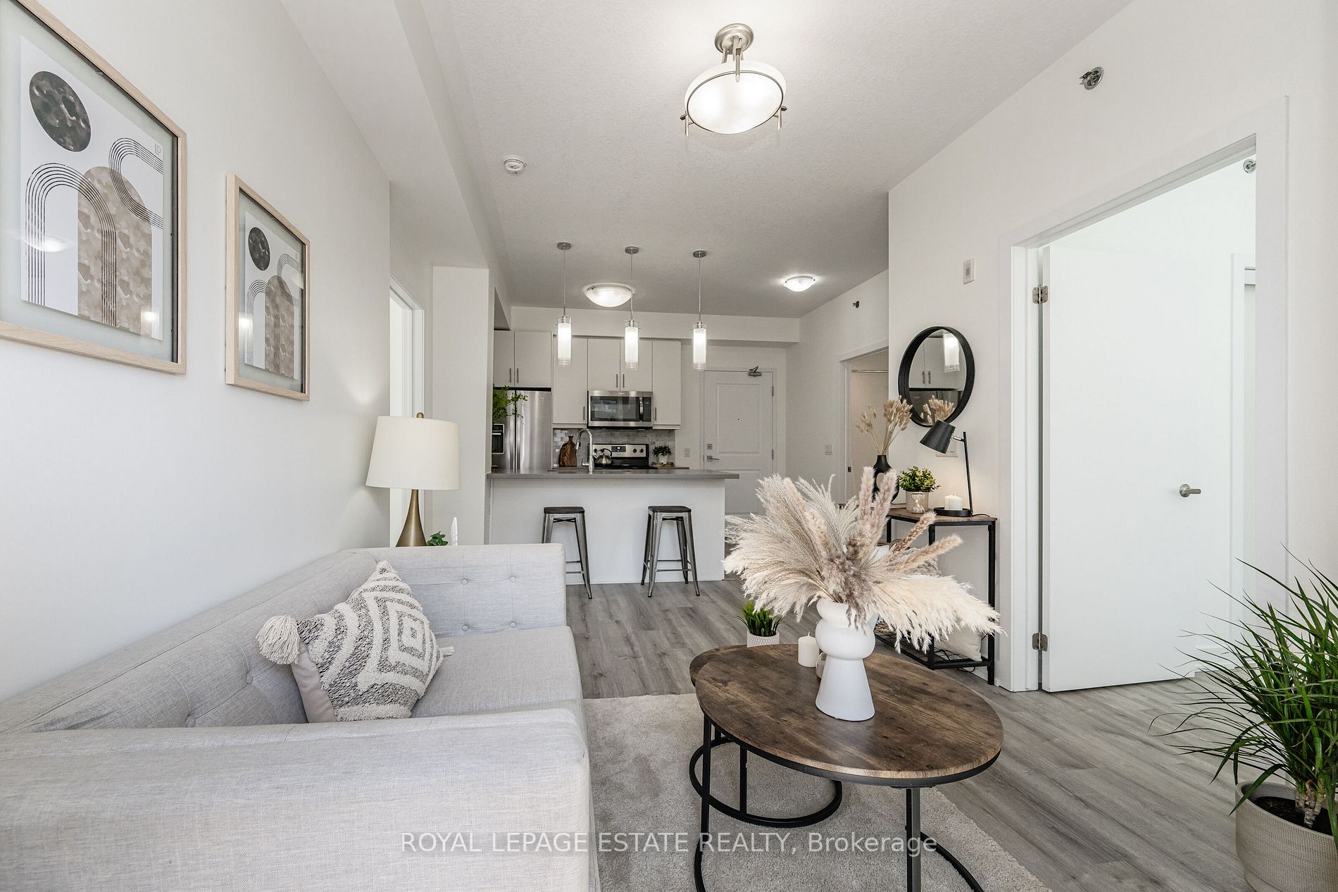 2486 Old Bronte Rd, #422