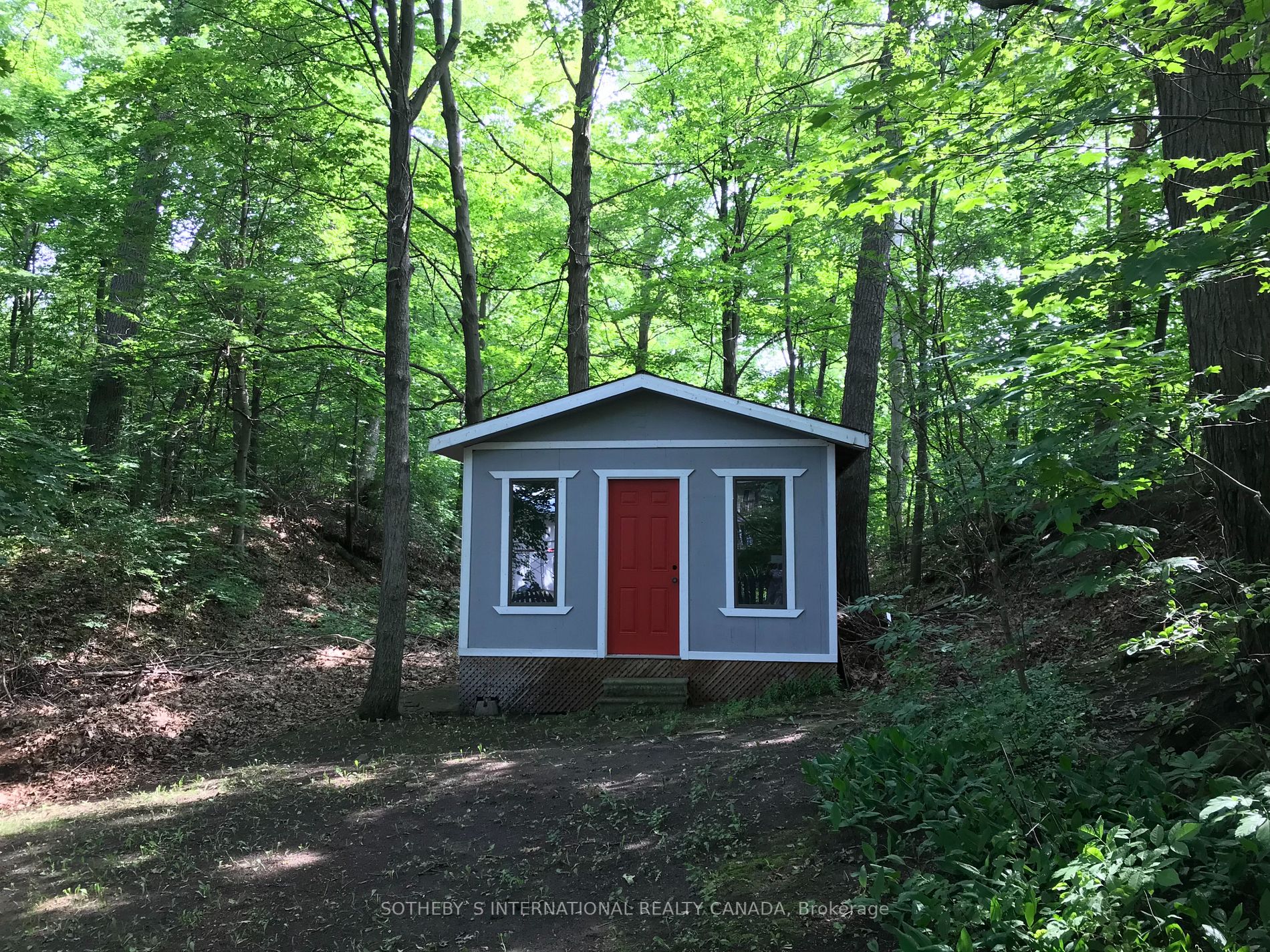 1113 Greenoaks Dr