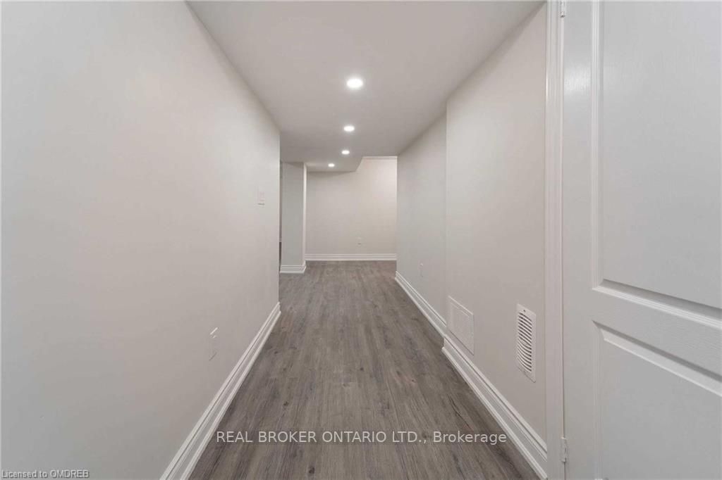 64 Florence Dr