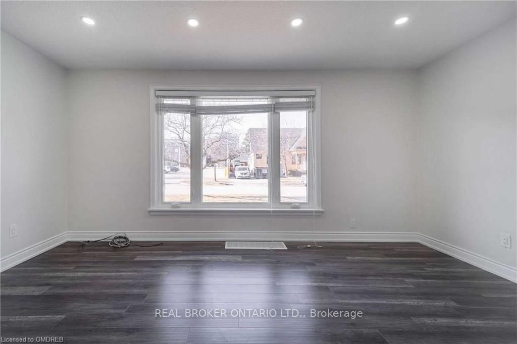 64 Florence Dr