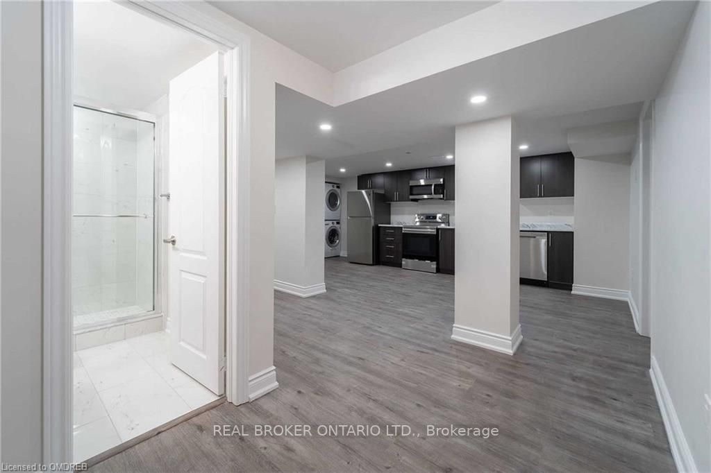 64 Florence Dr