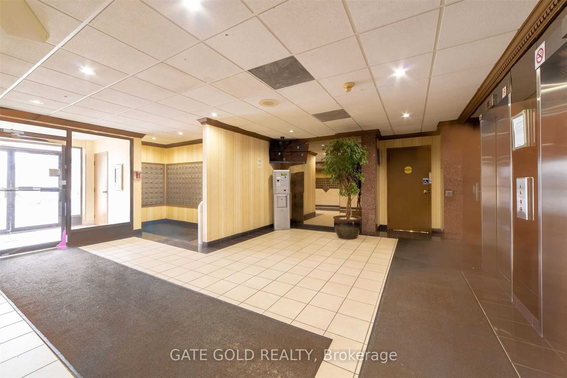 10 Markbrook Lane, #1411