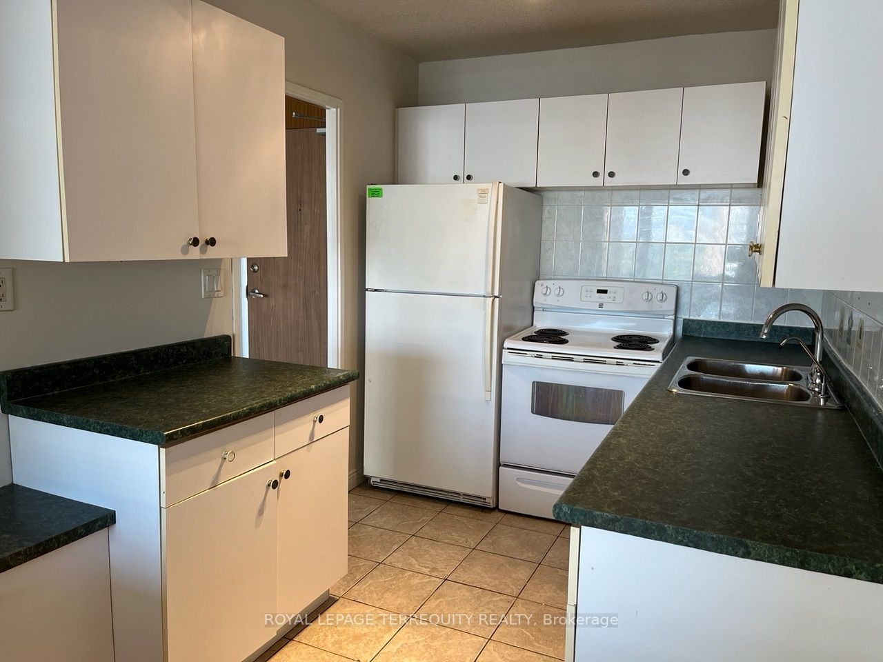 240 Scarlett Rd, #1710