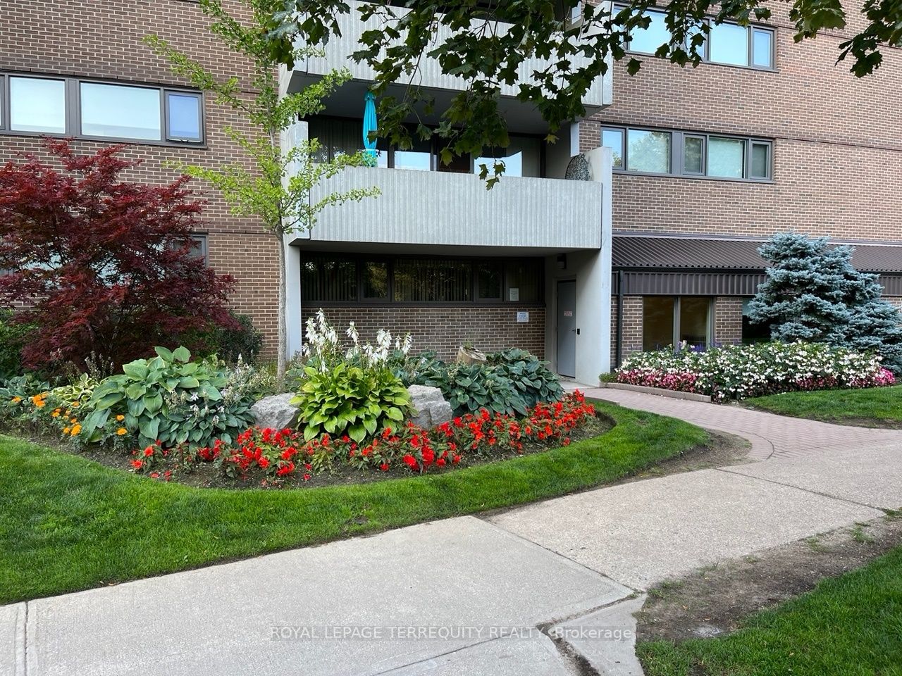 240 Scarlett Rd, #1710