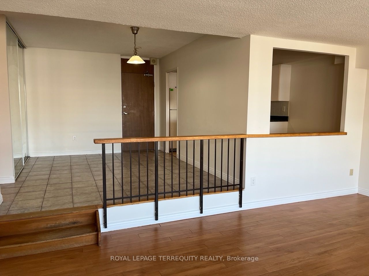 240 Scarlett Rd, #1710