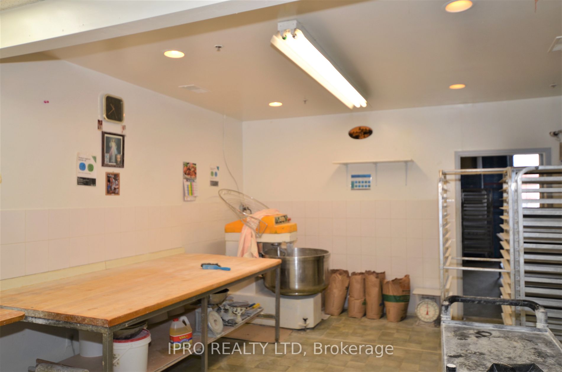 6780 Davand Dr, #22