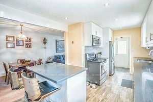 46 Marblehead Cres