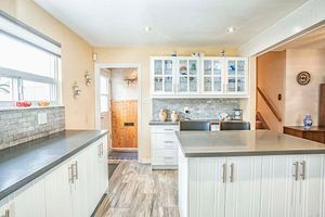 46 Marblehead Cres