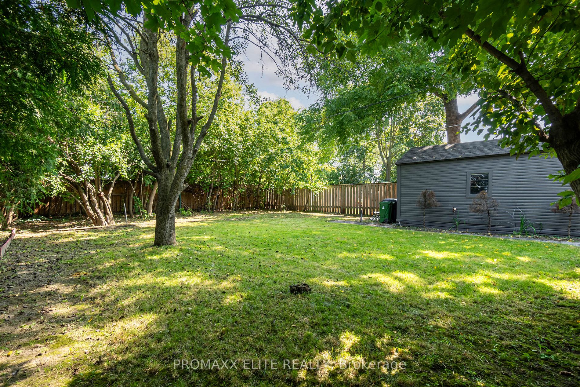 5 Lockerbie Ave