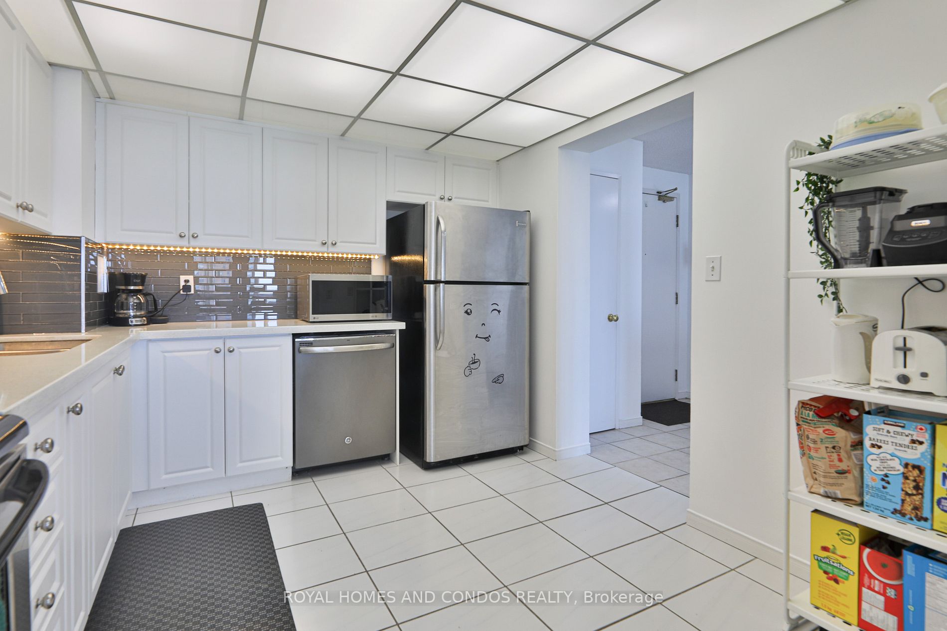 155 Hillcrest Ave, #914