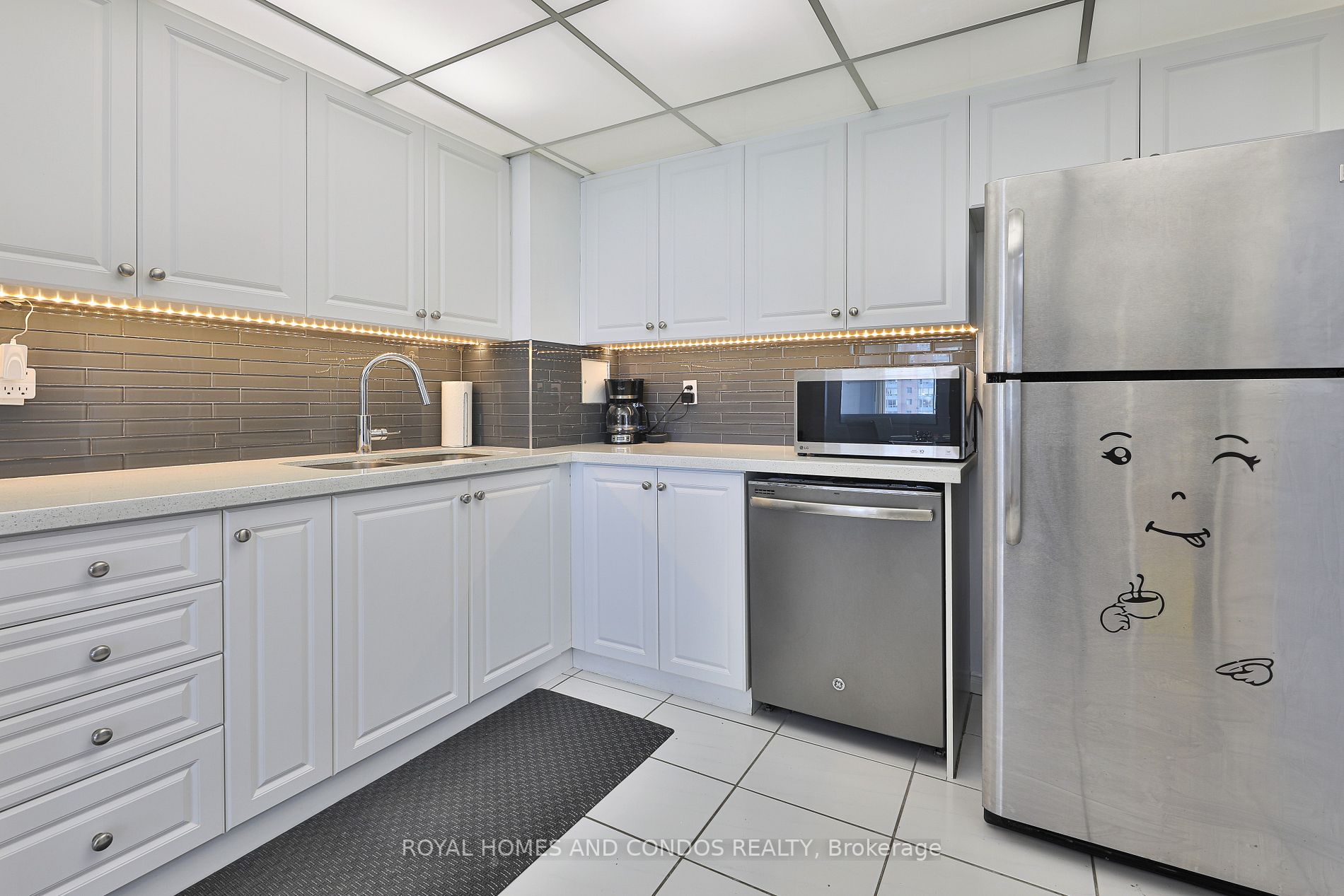 155 Hillcrest Ave, #914
