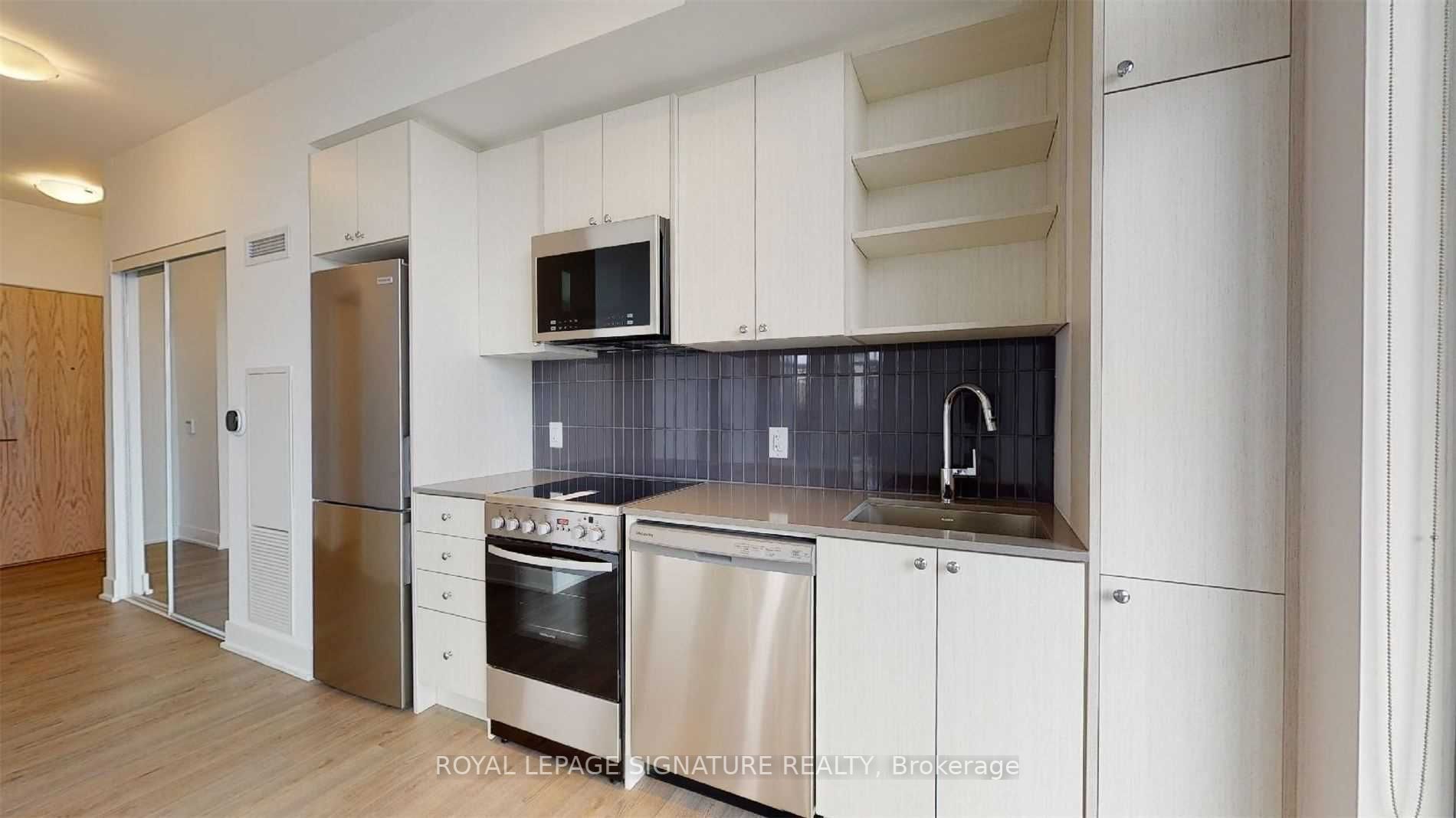 50 George Butchart Dr, #308