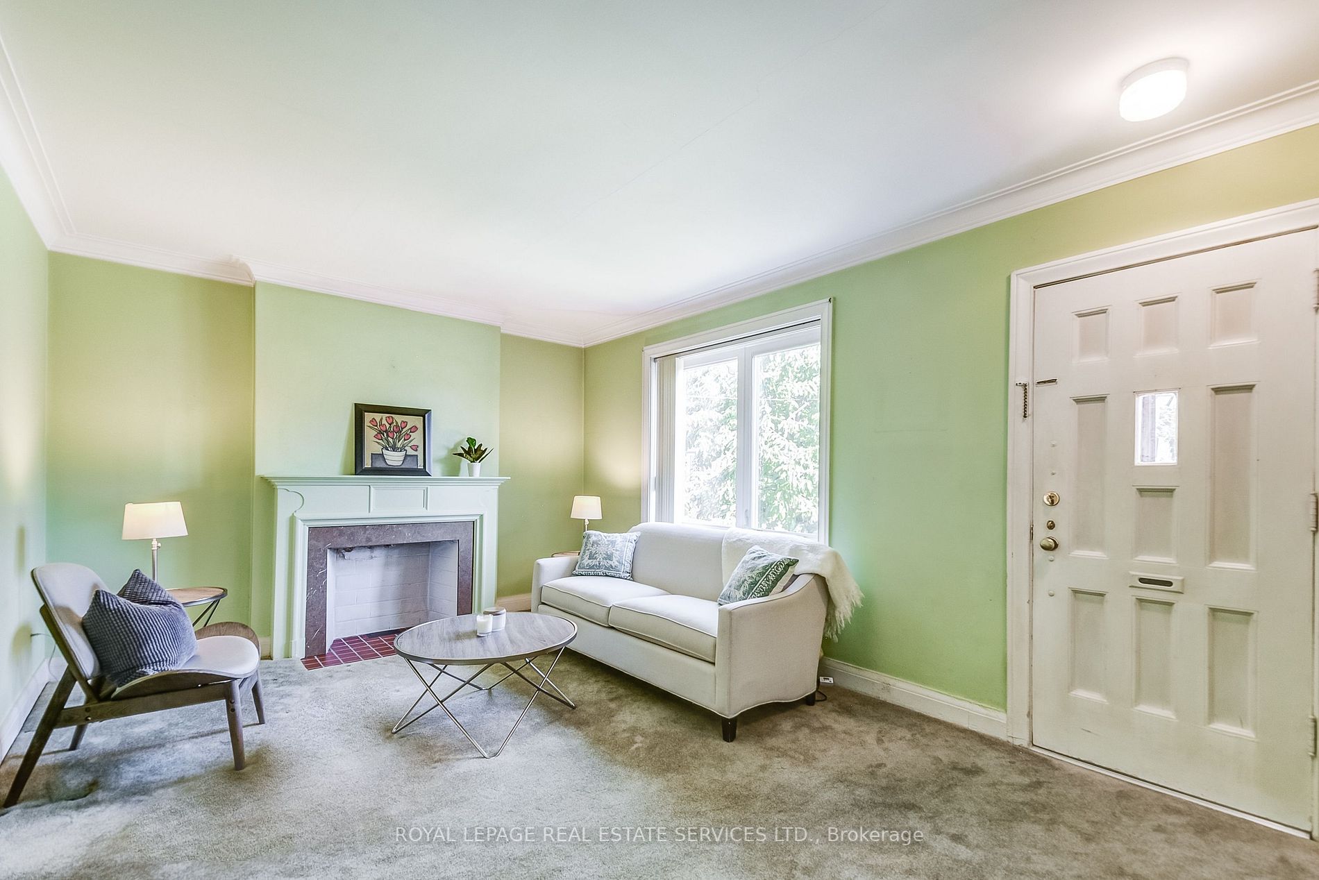 10 Marquis Ave