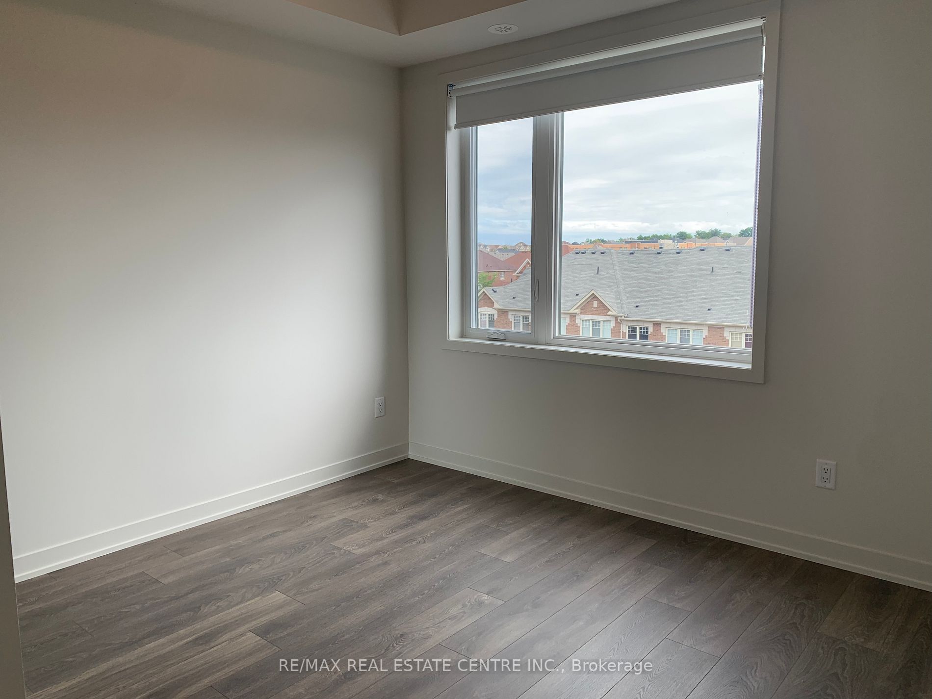 62 Sky Harbour Dr, #402