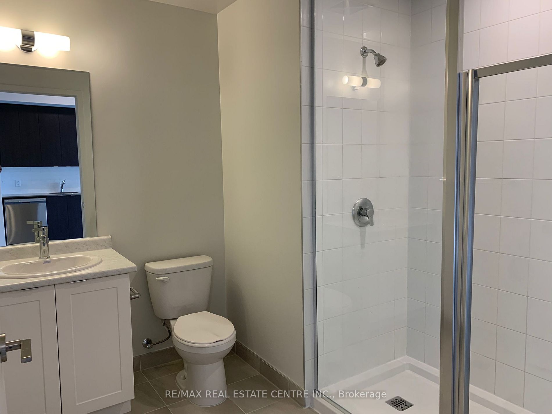 62 Sky Harbour Dr, #402