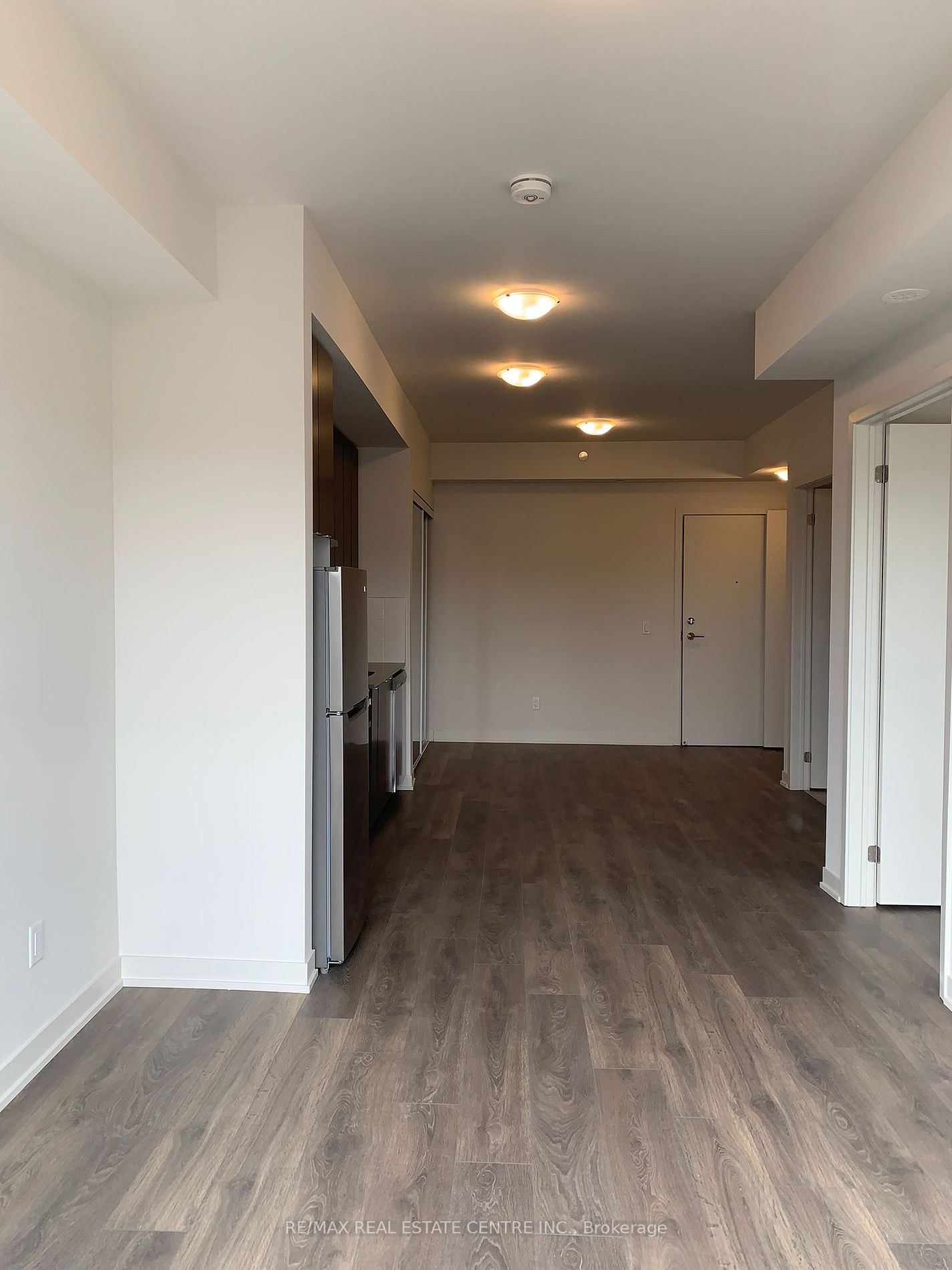 62 Sky Harbour Dr, #402