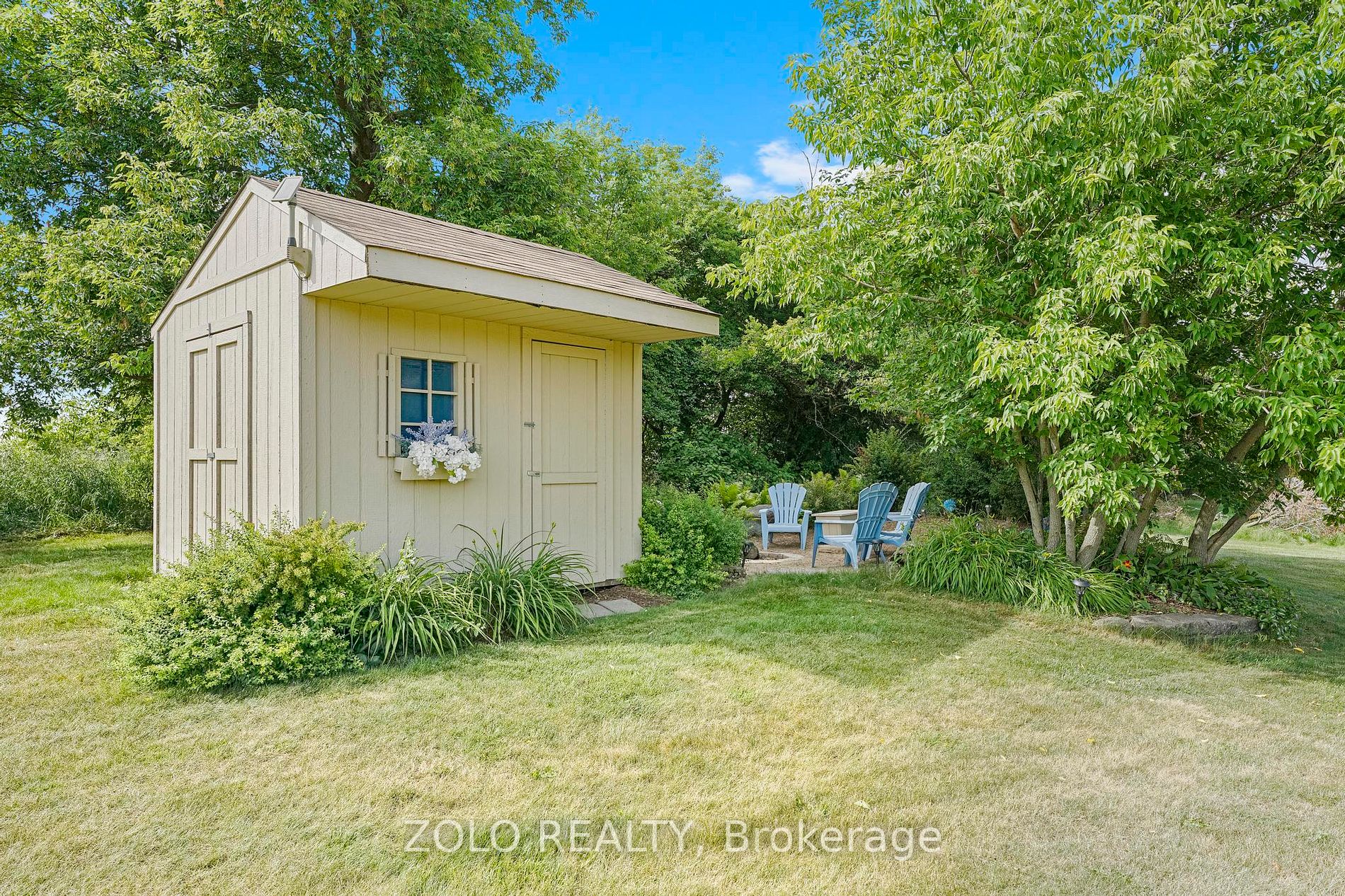 6 Massari St