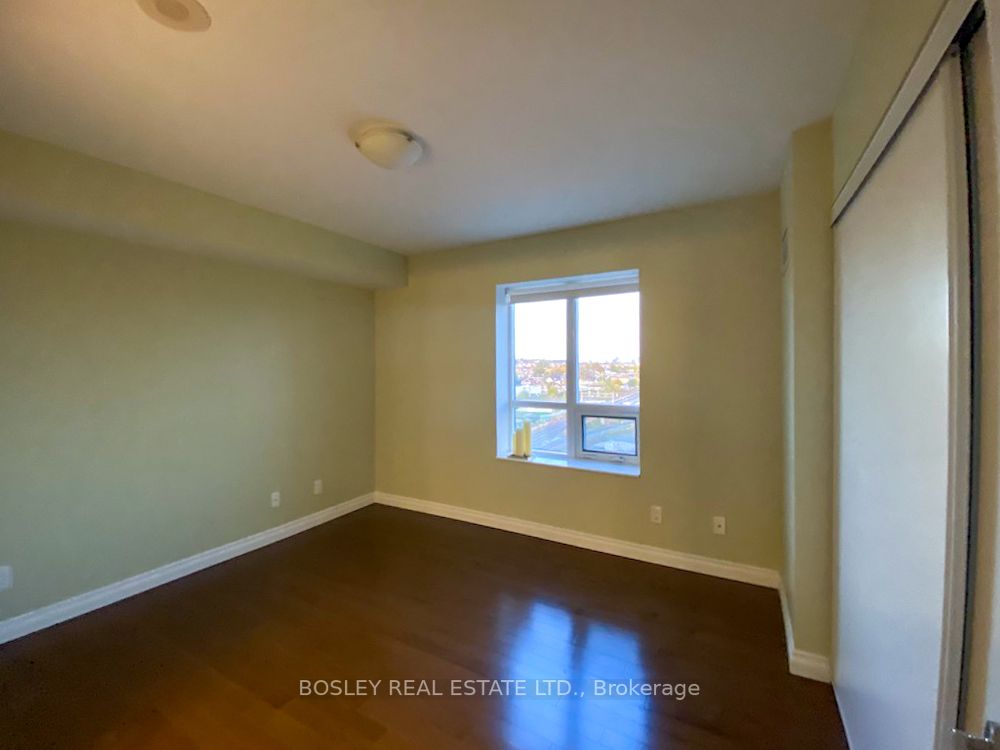 61 Heintzman St, #911
