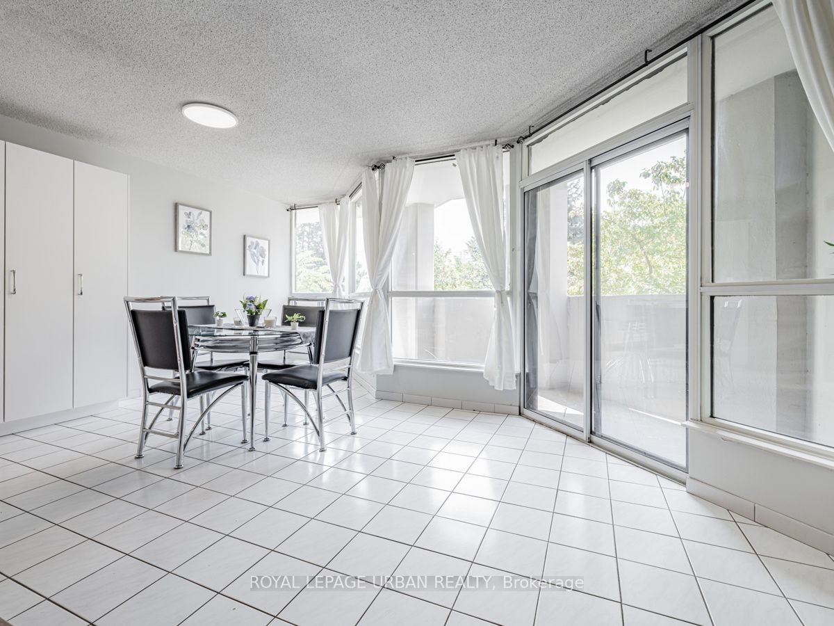 Listing W6792634 - Large Photo # 12