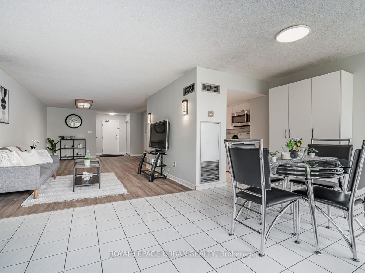 Listing W6792634 - Large Photo # 11