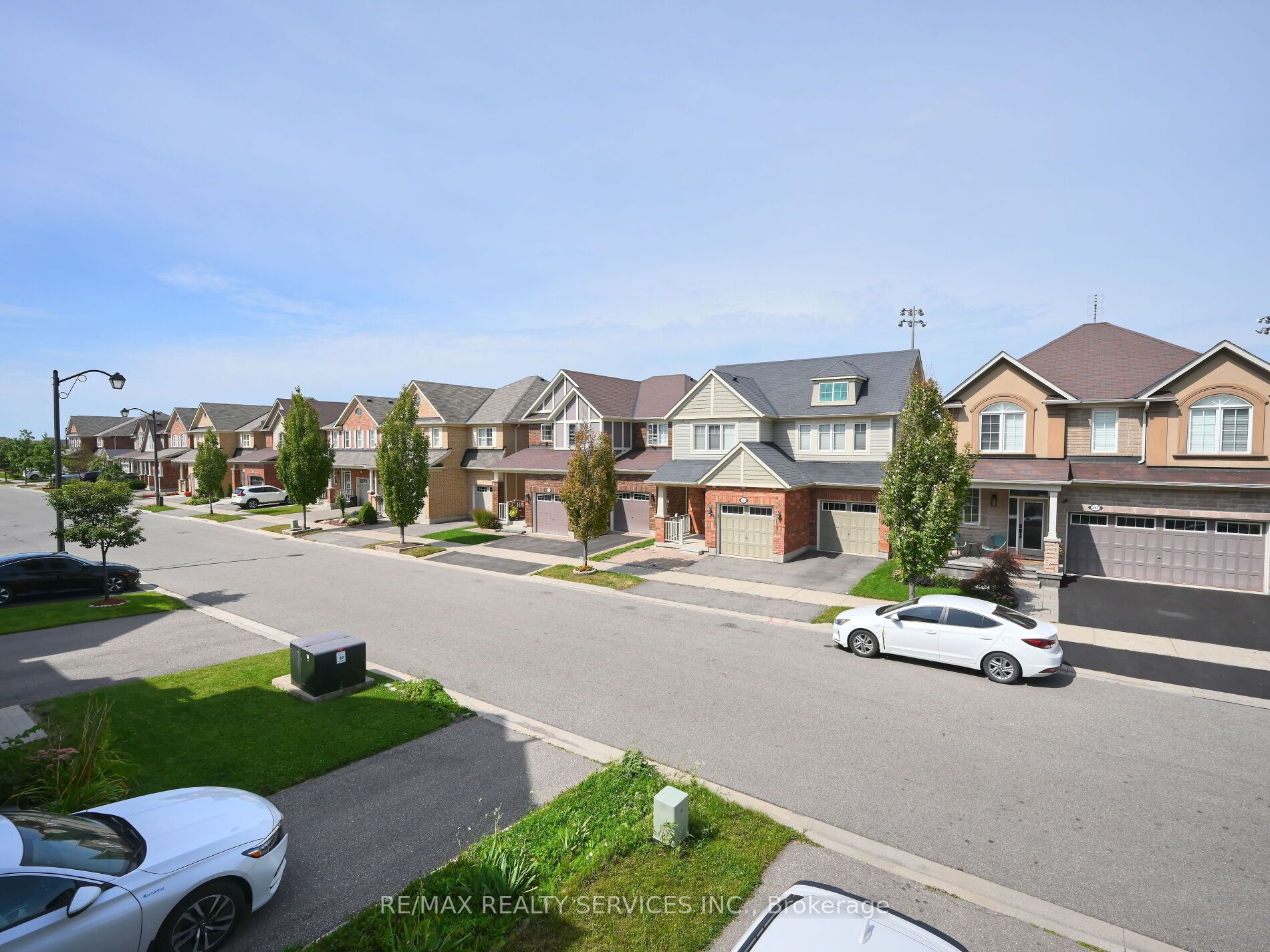 552 Attenborough Terrace