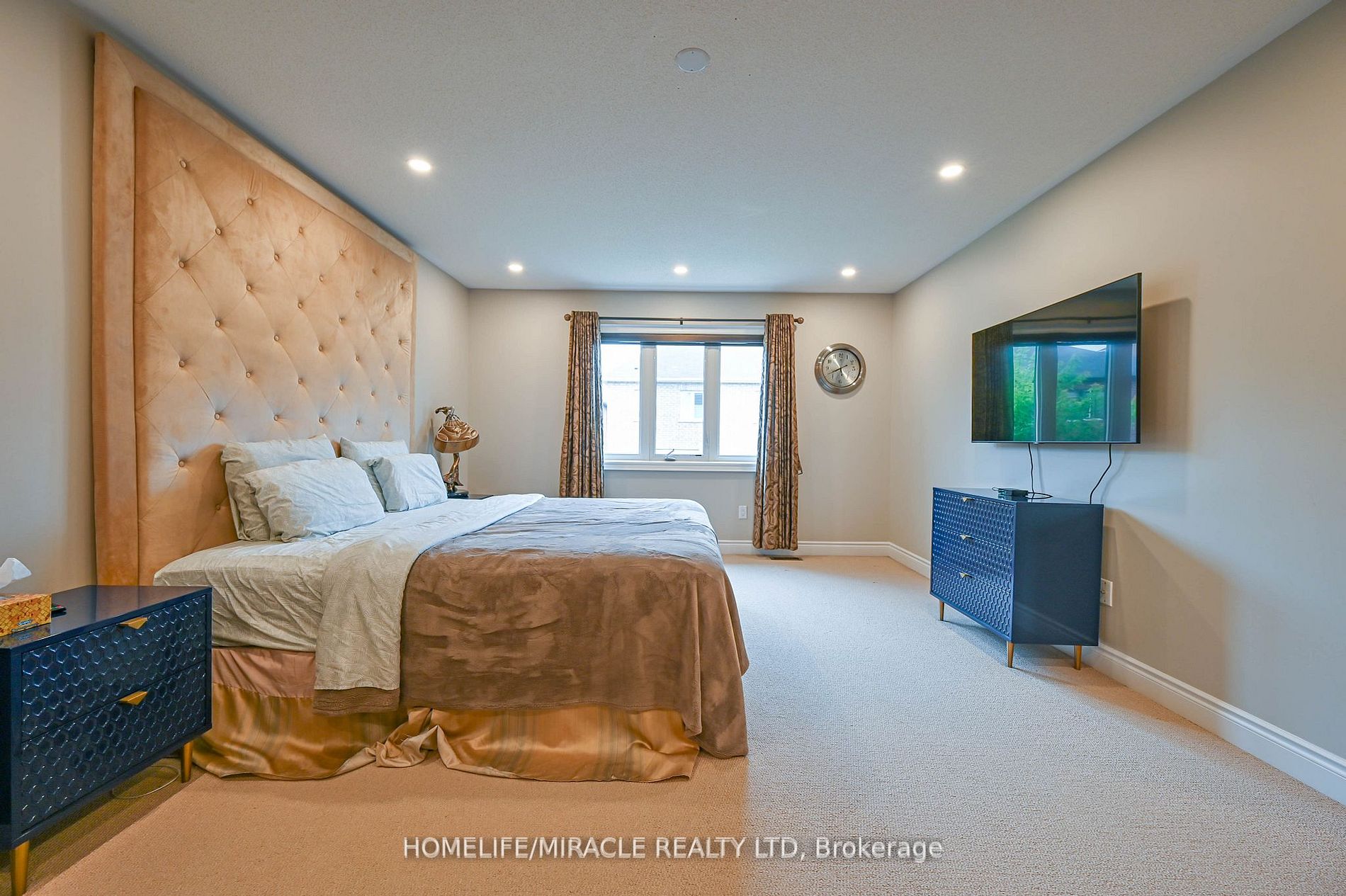 26 Selsdon St
