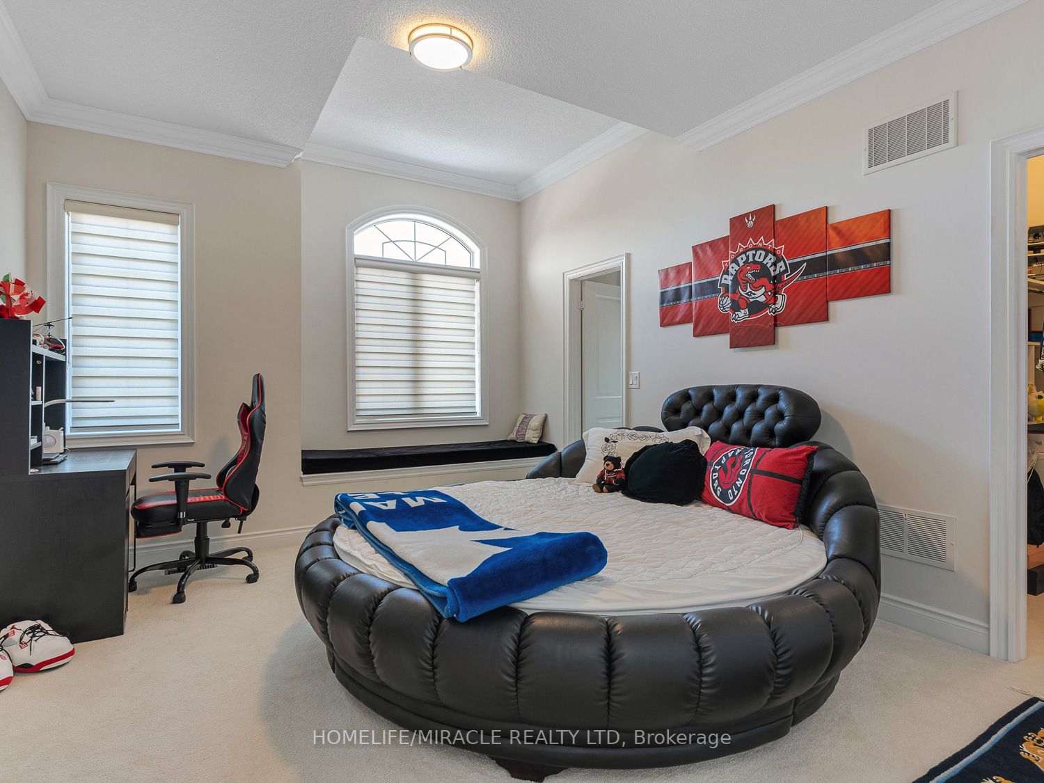 3257 Charles Biggar Drive