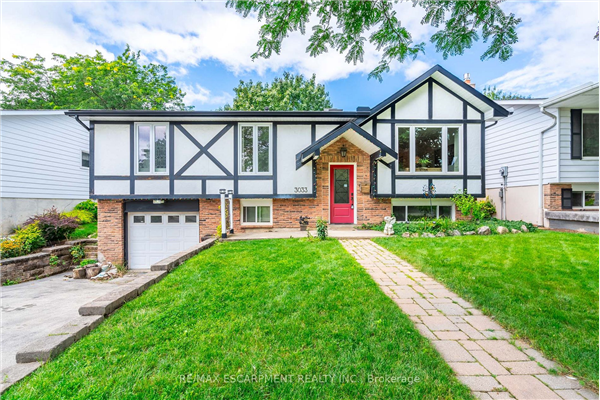 3033 Tecumseh Dr, Burlington