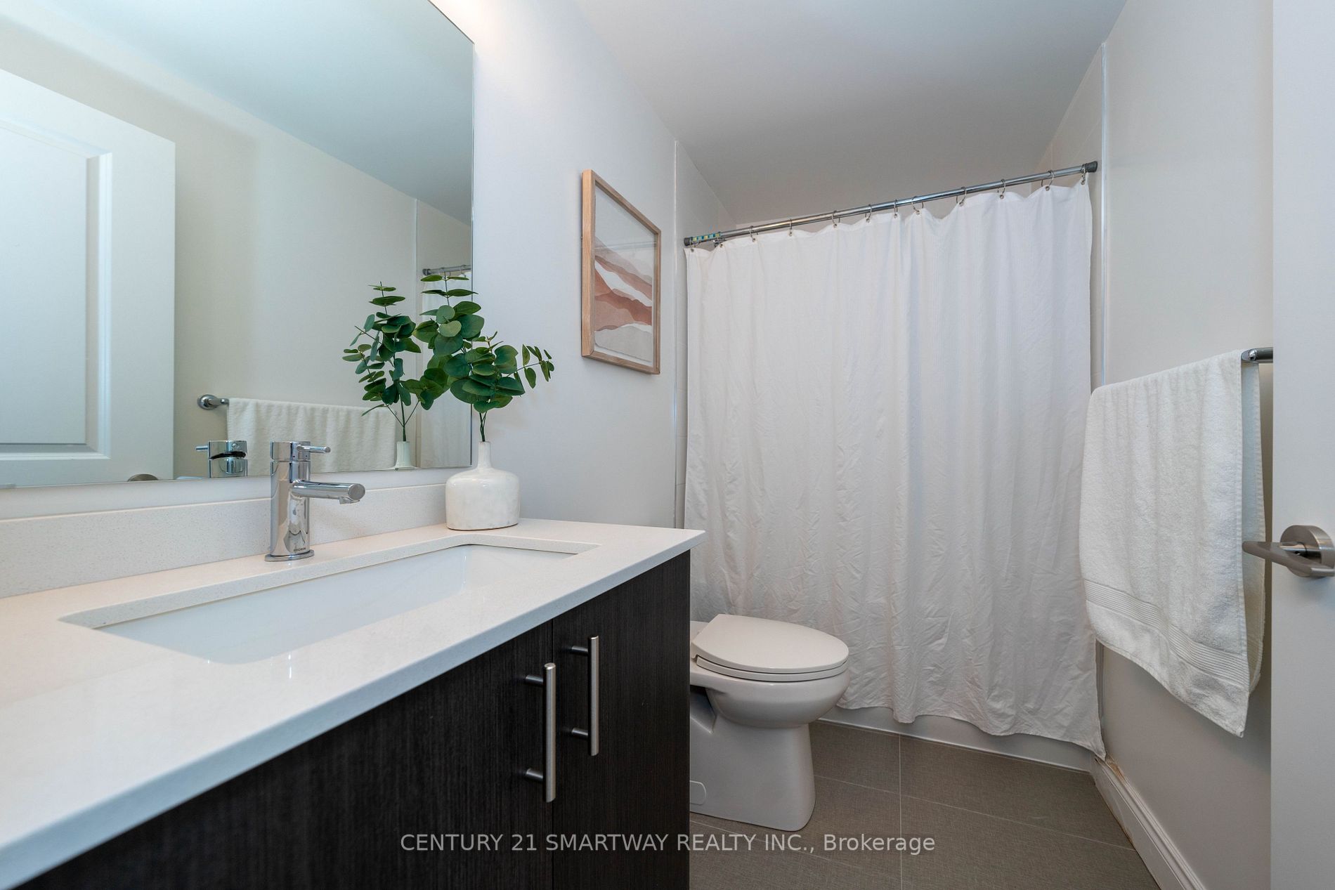 1050 Main Street E, #713