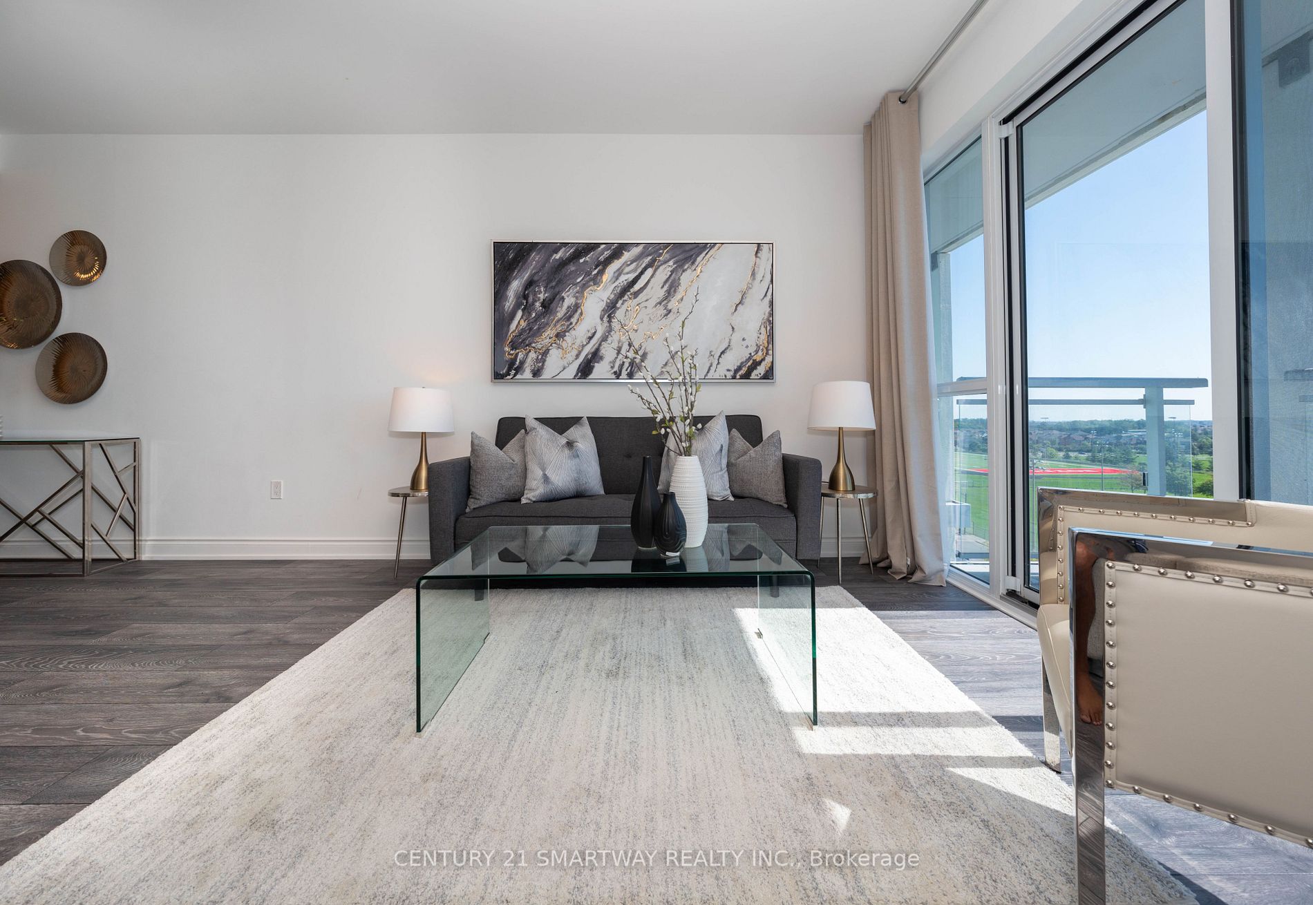 1050 Main Street E, #713