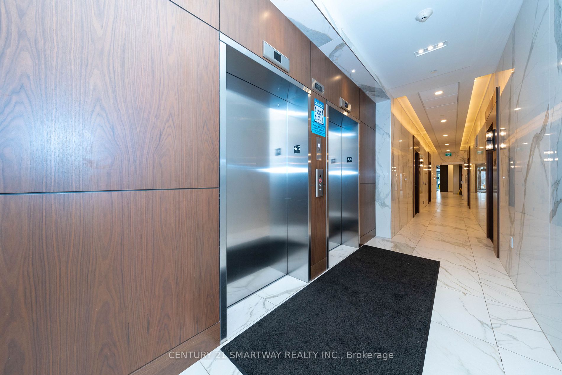 1050 Main Street E, #713