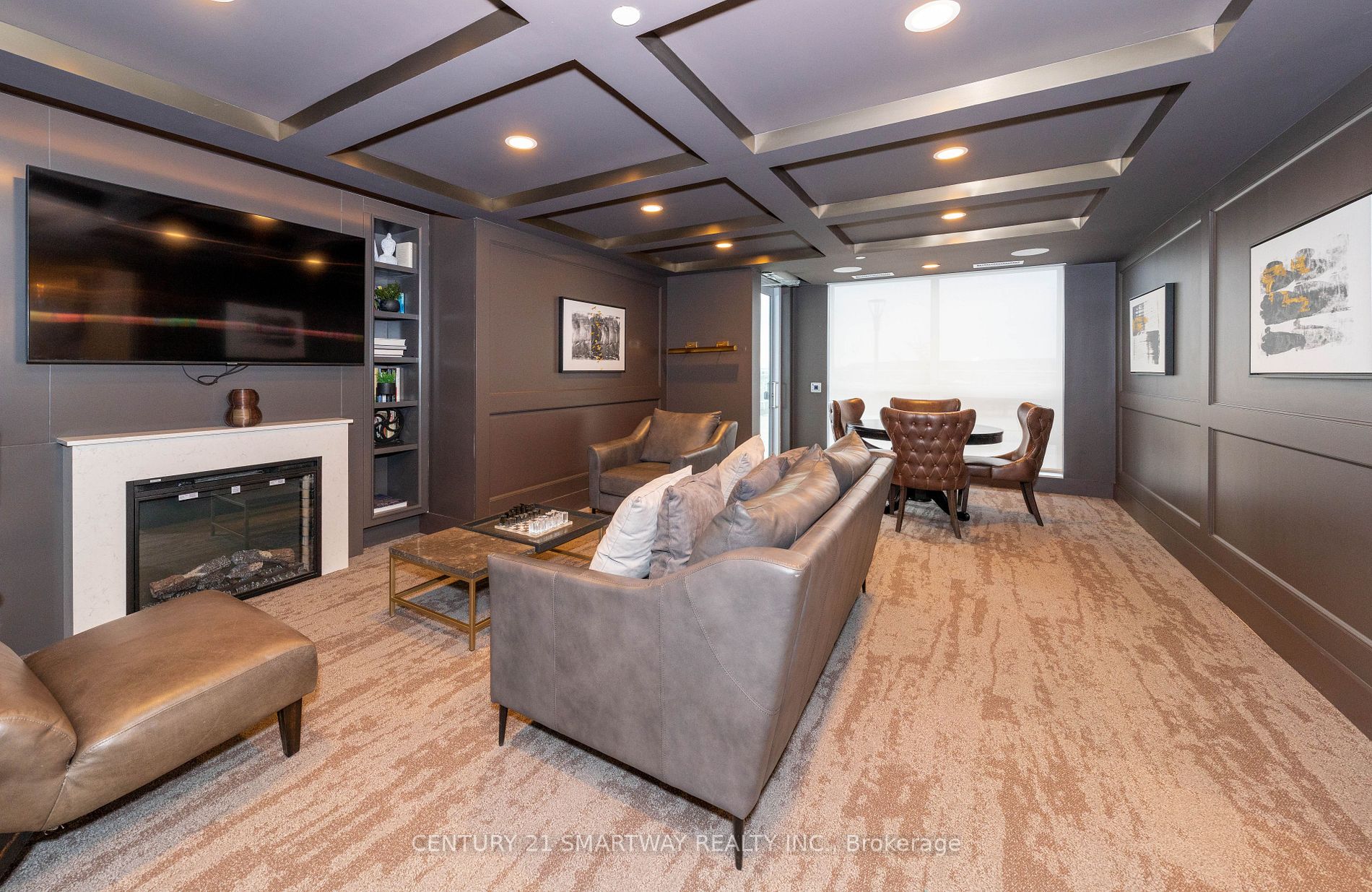 1050 Main Street E, #713