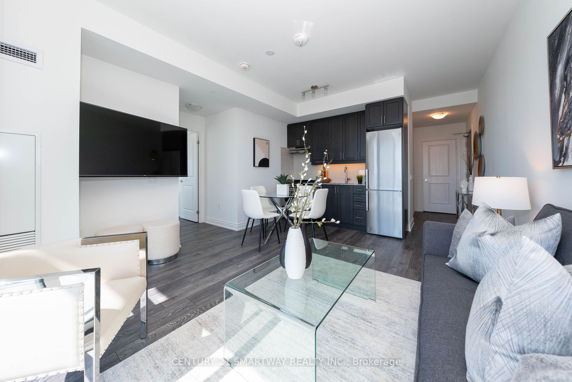 1050 Main Street E, #713